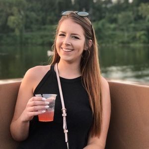 Meet your Posher, Alex